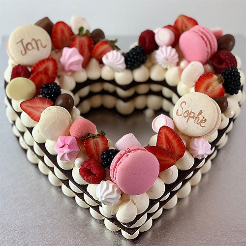 Romantic Heart Cake Delivery to UAE