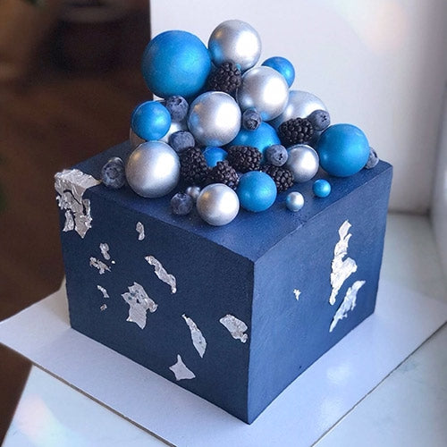 Amazing Design Cake Same Day Delivery to Dubai Shop Now The