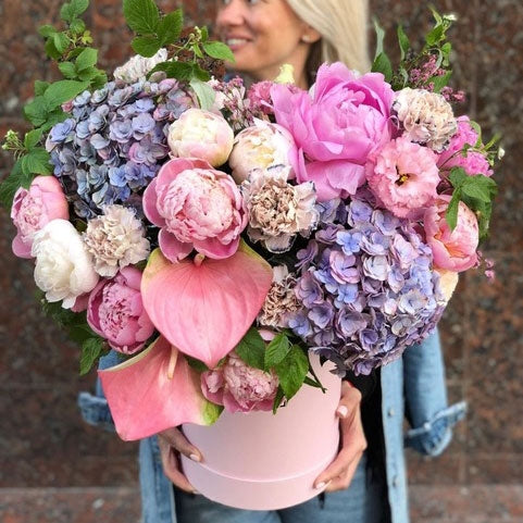 Luxury Flower Delivery to Dubai