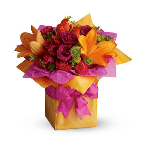 Red and Orange Flowers Gift Box Dubai