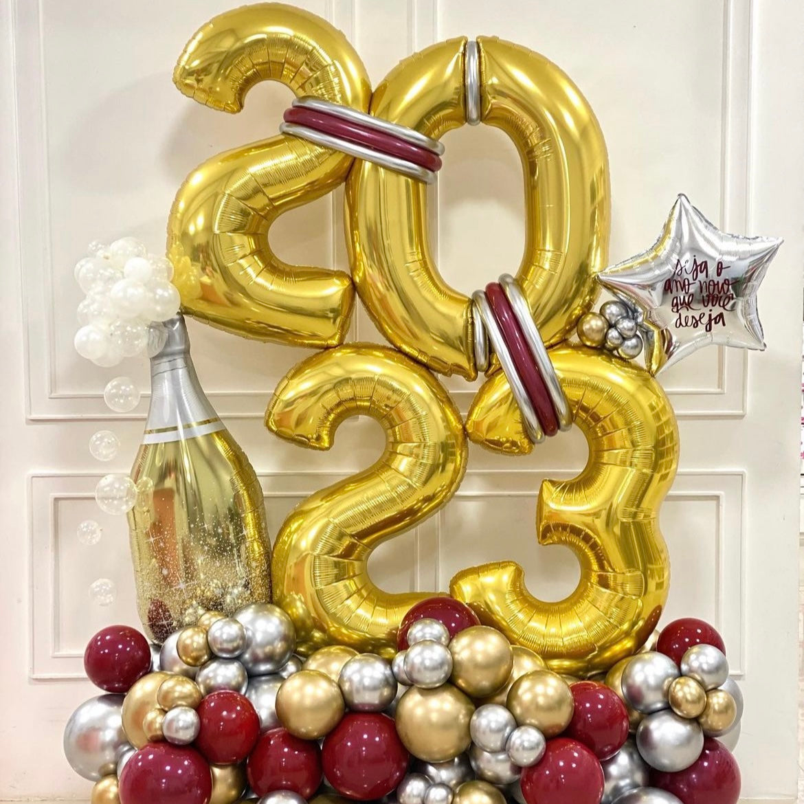 Ramo de globos para el primer cumpleaños - Entrega en Dubái - Compra en  línea – The Perfect Gift® Dubái
