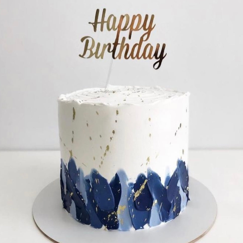Bolo de aniversário azul e branco