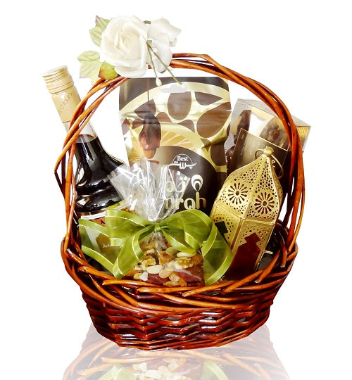 Sweet Dates Nuts Gift Basket Dubai