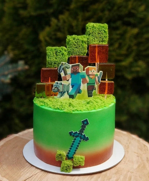 Minecraft Green & Red Theme Cake - Commandez en ligne dès maintenant -  Livraison le lendemain ! – The Perfect Gift® Dubaï