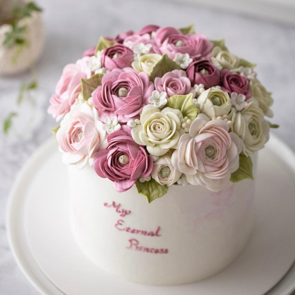 Beautiful Rose Cake for Special Occasions | Gurgaon Bakers
