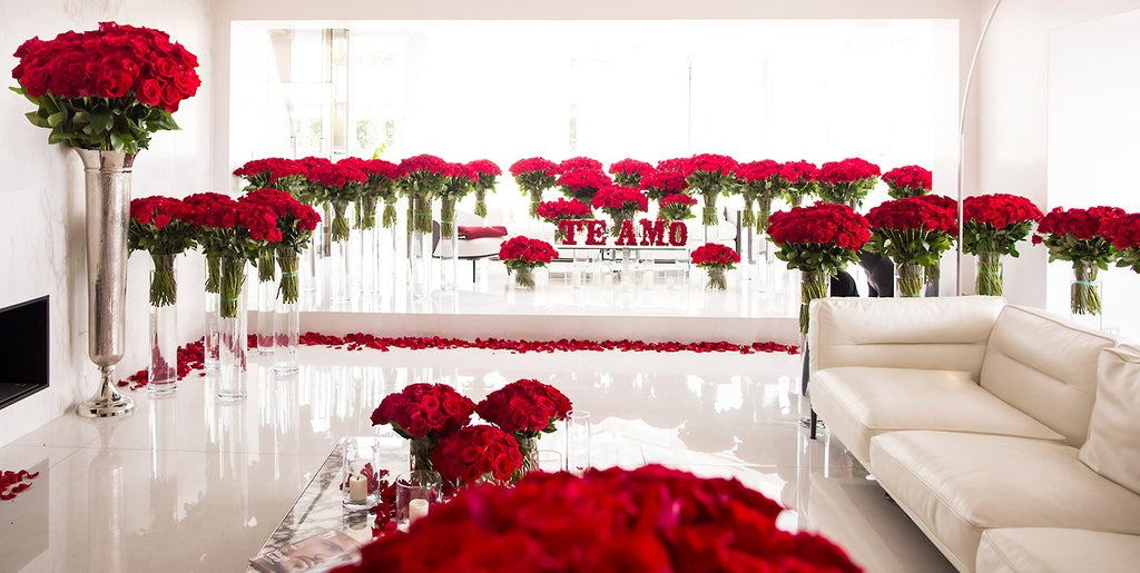 Three Thousand Roses Dubai Royal 